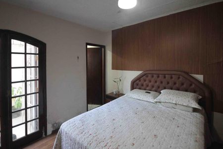 Casa à venda com 250m², 3 quartos e 2 vagas