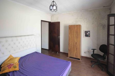 Casa à venda com 250m², 3 quartos e 2 vagas