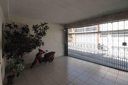 Casa à venda com 250m², 3 quartos e 2 vagas