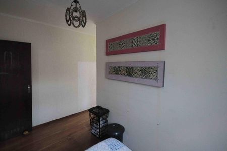 Casa à venda com 250m², 3 quartos e 2 vagas