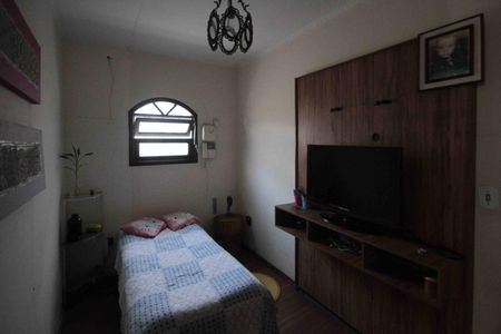 Casa à venda com 250m², 3 quartos e 2 vagas