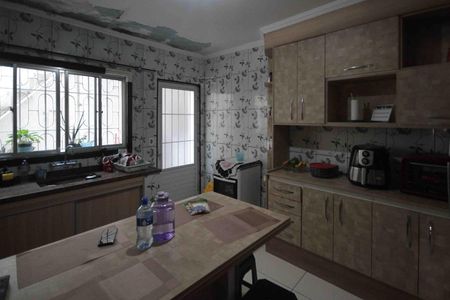 Casa à venda com 250m², 3 quartos e 2 vagas