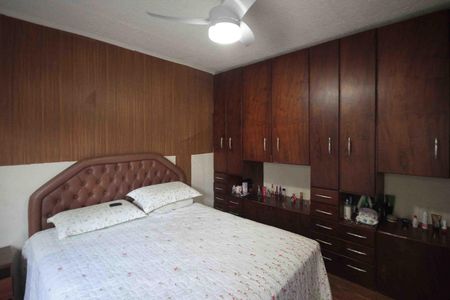 Casa à venda com 250m², 3 quartos e 2 vagas