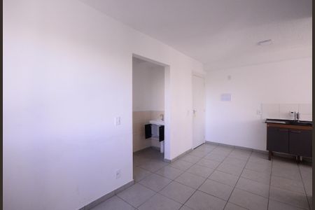 Sala  de apartamento à venda com 2 quartos, 36m² em Parque Bristol, São Paulo