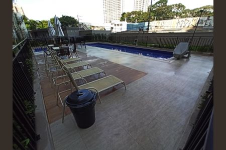 Apartamento para alugar com 39m², 2 quartos e sem vagaÁrea comum - Piscina