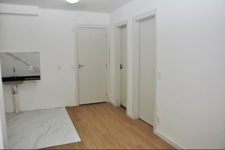 Apartamento para alugar com 39m², 2 quartos e sem vagaDetalhe - Sala