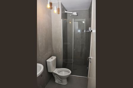 Apartamento para alugar com 39m², 2 quartos e sem vagaDetalhe - Banheiro Americano
