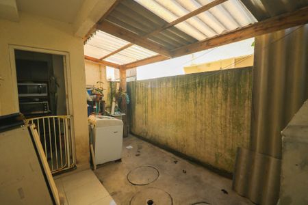 Casa de condomínio à venda com 49m², 2 quartos e 1 vagaÁrea de Serviço
