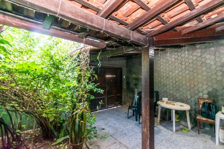 Casa para alugar com 400m², 3 quartos e sem vagaVaranda e Garagem