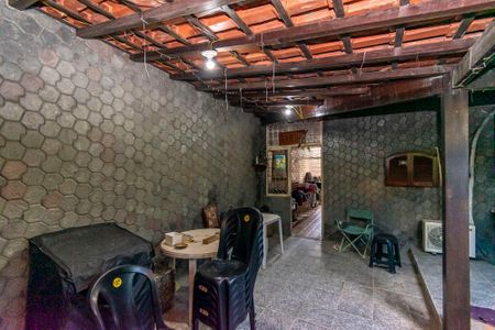 Casa para alugar com 400m², 3 quartos e sem vagaVaranda e Garagem