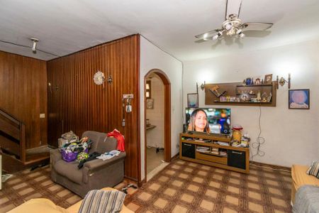 Sala de casa para alugar com 3 quartos, 400m² em Irajá, Rio de Janeiro