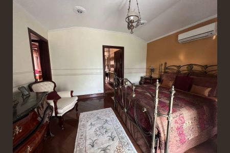 Casa à venda com 416m², 4 quartos e 2 vagasQuarto