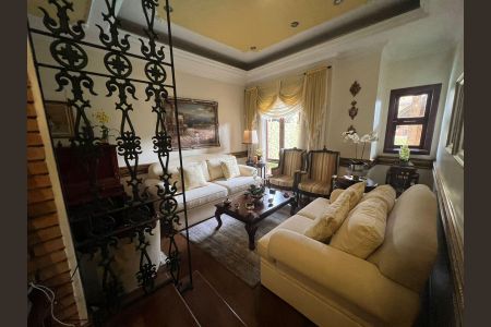 Sala de casa à venda com 4 quartos, 416m² em Residencial Quatro (Alphaville), Santana de Parnaíba