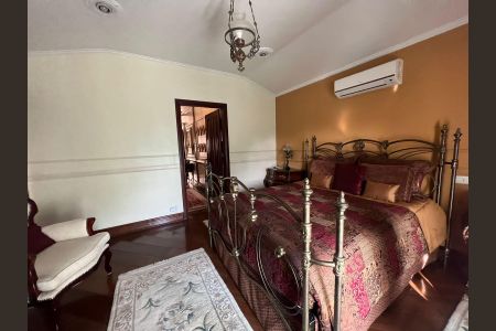 Casa à venda com 416m², 4 quartos e 2 vagasQuarto