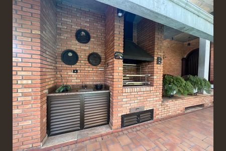 Casa à venda com 416m², 4 quartos e 2 vagasÁrea externa