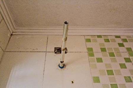 Casa para alugar com 62m², 2 quartos e 3 vagasBanheiro