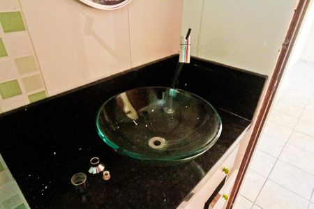 Casa para alugar com 62m², 2 quartos e 3 vagasBanheiro