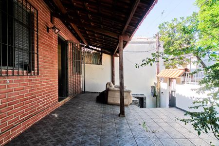 Casa para alugar com 62m², 2 quartos e 3 vagasÁrea externa