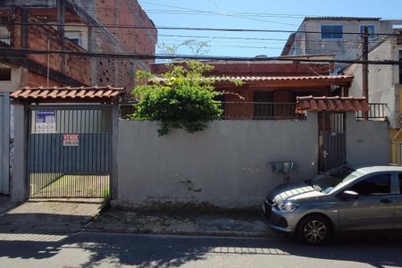 Casa para alugar com 62m², 2 quartos e 3 vagasFachada 