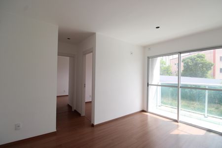 Sala de apartamento para alugar com 2 quartos, 50m² em Pechincha, Rio de Janeiro