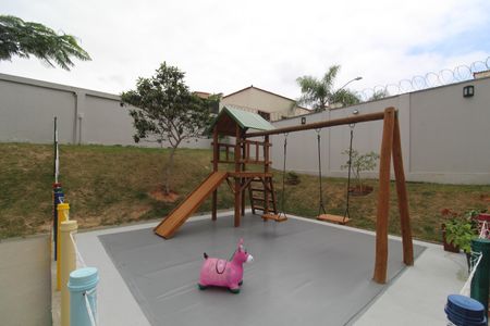 Apartamento para alugar com 50m², 2 quartos e 1 vagaÁrea comum - Playground