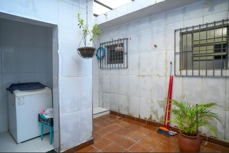 Casa à venda com 90m², 1 quarto e 10 vagas Casa à venda com 90m², 1 quarto e 10 vagasÁrea de Serviço