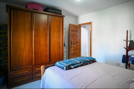 Casa à venda com 90m², 1 quarto e 10 vagas Casa à venda com 90m², 1 quarto e 10 vagasQuarto