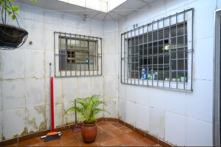 Casa à venda com 90m², 1 quarto e 10 vagas Casa à venda com 90m², 1 quarto e 10 vagasÁrea de Serviço