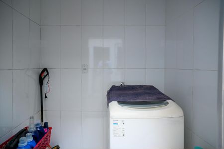 Casa à venda com 90m², 1 quarto e 10 vagas Casa à venda com 90m², 1 quarto e 10 vagasÁrea de Serviço
