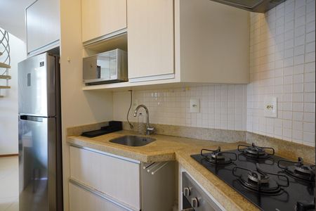 Cozinha de apartamento para alugar com 2 quartos, 94m² em Lagoa Pequena, Florianópolis