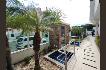 Apartamento para alugar com 94m², 2 quartos e 1 vagaRampa de acesso 