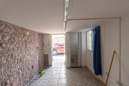 Casa à venda com 207m², 3 quartos e 3 vagasSalão