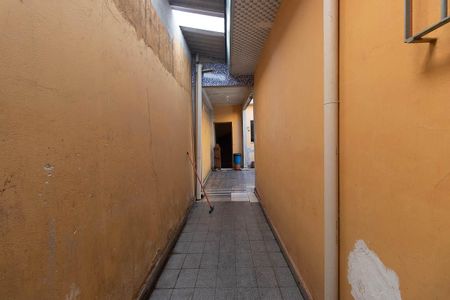 Casa à venda com 207m², 3 quartos e 3 vagasCorredor externo