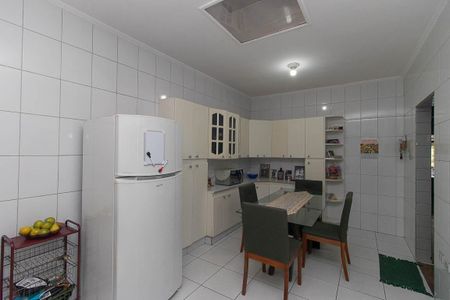 Casa à venda com 207m², 3 quartos e 3 vagasCozinha
