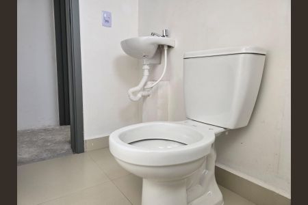 Apartamento à venda com 44m², 2 quartos e 1 vagaBanheiro Social