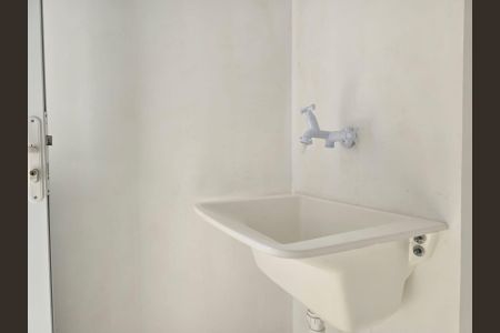 Apartamento à venda com 44m², 2 quartos e 1 vagaCozinha e Área de Serviço