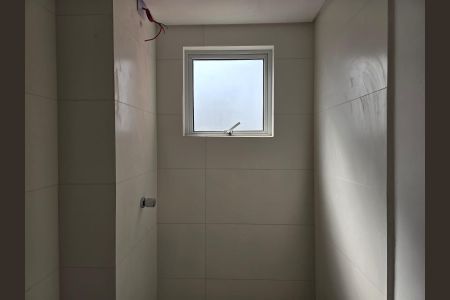 Apartamento à venda com 44m², 2 quartos e 1 vagaBanheiro Social