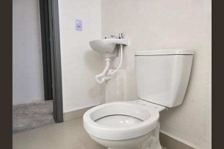 Apartamento à venda com 44m², 2 quartos e 1 vagaBanheiro Social