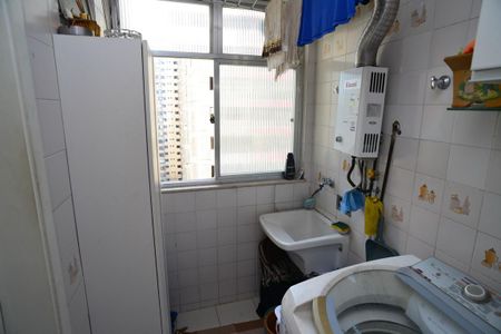 Apartamento à venda com 79m², 3 quartos e 1 vagaÁrea de Serviço