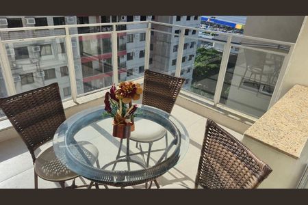 Apartamento à venda com 79m², 3 quartos e 1 vagaVaranda