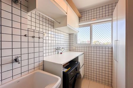 Apartamento à venda com 70m², 2 quartos e 2 vagas Apartamento à venda com 70m², 2 quartos e 2 vagasÁrea de Serviço