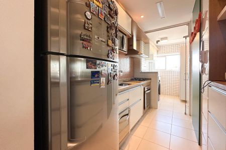 Apartamento à venda com 70m², 2 quartos e 2 vagas Apartamento à venda com 70m², 2 quartos e 2 vagasCozinha