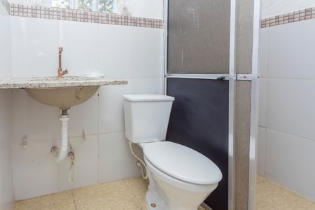 Casa para alugar com 65m², 3 quartos e sem vagaBanheiro