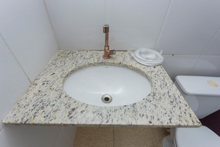 Casa para alugar com 65m², 3 quartos e sem vagaBanheiro