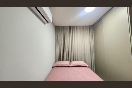 Quarto 1 de apartamento para alugar com 2 quartos, 66m² em Barra, Salvador