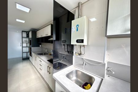 Apartamento à venda com 70m², 2 quartos e 1 vagaÁrea de Serviço