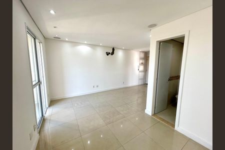 Apartamento à venda com 70m², 2 quartos e 1 vagaSala
