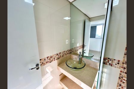 Apartamento à venda com 70m², 2 quartos e 1 vagaBanheiro da Suíte