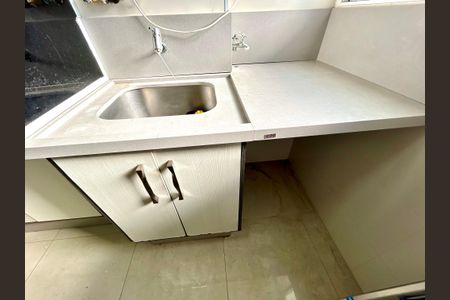 Apartamento à venda com 70m², 2 quartos e 1 vagaÁrea de Serviço