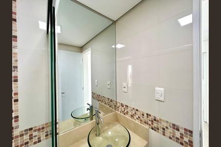 Apartamento à venda com 70m², 2 quartos e 1 vagaBanheiro 1